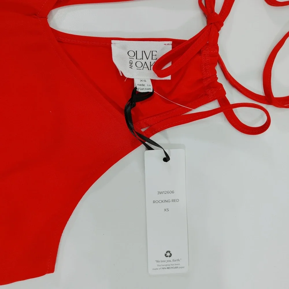 Olive &‎ Oak Rocking Red Halter Peplum Top Sleeveless Blouse Size  XS